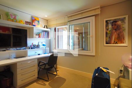 Casa à venda com 500m², 3 quartos e 4 vagasSuíte 1 - Segundo Andar