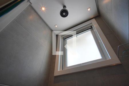 Casa à venda com 500m², 3 quartos e 4 vagasBanheiro Corredor