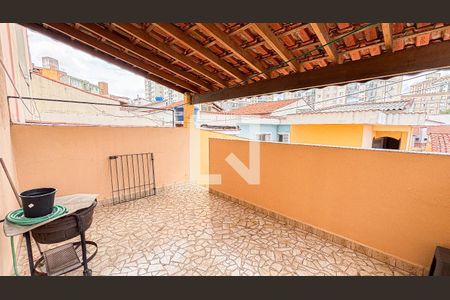 Casa à venda com 250m², 3 quartos e 6 vagasQuintal