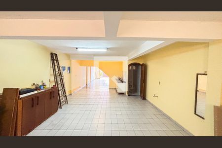 Casa à venda com 250m², 3 quartos e 6 vagasGaragem