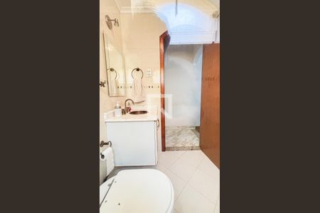 Casa à venda com 250m², 3 quartos e 6 vagasBanheiro