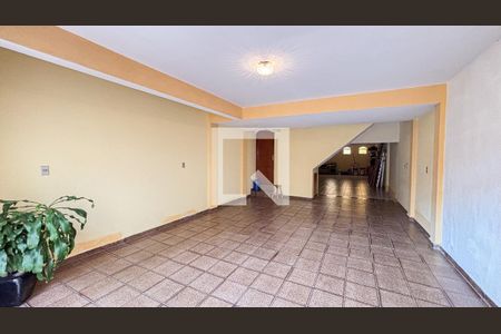 Casa à venda com 250m², 3 quartos e 6 vagasGaragem