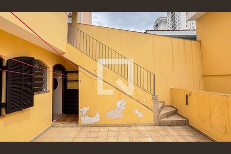 Casa à venda com 250m², 3 quartos e 6 vagasQuintal