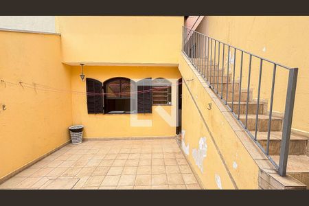 Casa à venda com 250m², 3 quartos e 6 vagasQuintal