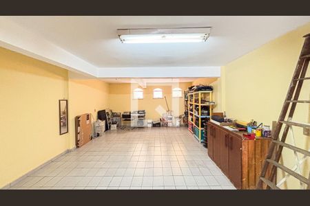 Casa à venda com 250m², 3 quartos e 6 vagasGaragem