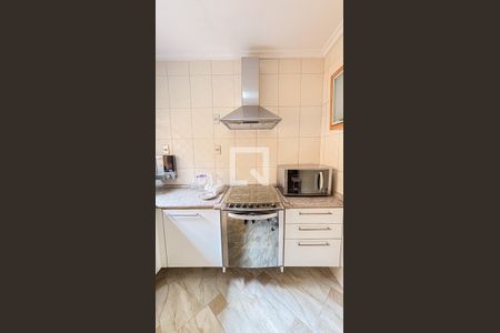 Casa à venda com 250m², 3 quartos e 6 vagasCozinha