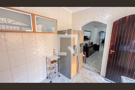 Casa à venda com 250m², 3 quartos e 6 vagasCozinha