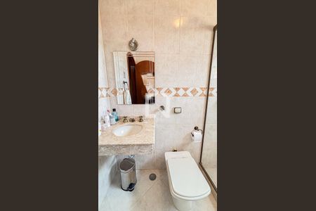 Casa à venda com 250m², 3 quartos e 6 vagasBanheiro 2