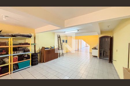 Casa à venda com 250m², 3 quartos e 6 vagasGaragem