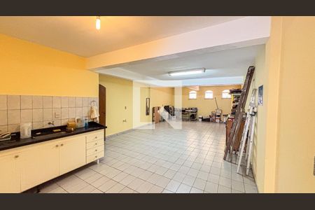 Casa à venda com 250m², 3 quartos e 6 vagasGaragem