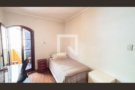 Casa à venda com 250m², 3 quartos e 6 vagasQuarto 1