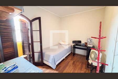 Casa à venda com 250m², 3 quartos e 6 vagasQuarto 2