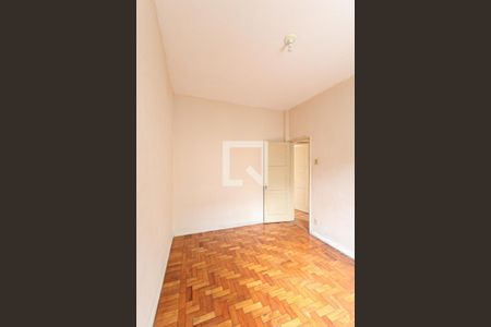 Apartamento para alugar com 70m², 2 quartos e sem vaga Apartamento para alugar com 70m², 2 quartos e sem vagaQuarto