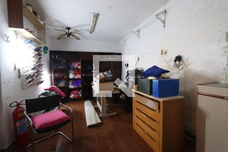 Casa à venda com 300m², 3 quartos e 2 vagasÁrea comum