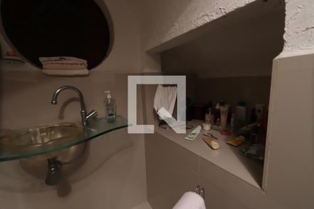 Casa à venda com 300m², 3 quartos e 2 vagasLavabo