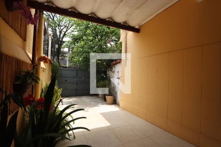 Casa à venda com 300m², 3 quartos e 2 vagasÁrea comum