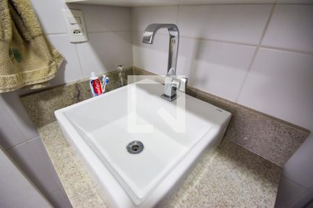 Apartamento à venda com 80m², 2 quartos e 1 vaga Apartamento à venda com 80m², 2 quartos e 1 vagaBanheiro do Quarto 1 - Suíte