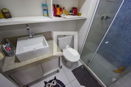 Apartamento à venda com 80m², 2 quartos e 1 vaga Apartamento à venda com 80m², 2 quartos e 1 vagaBanheiro do Quarto 1 - Suíte