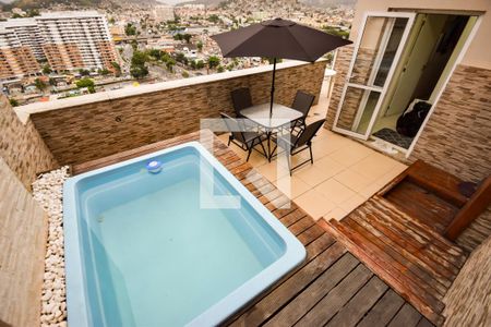 Apartamento à venda com 80m², 2 quartos e 1 vaga Apartamento à venda com 80m², 2 quartos e 1 vagaCobertura - Piscina