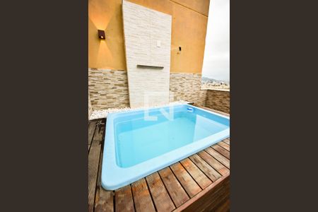 Apartamento à venda com 80m², 2 quartos e 1 vaga Apartamento à venda com 80m², 2 quartos e 1 vagaCobertura - Piscina