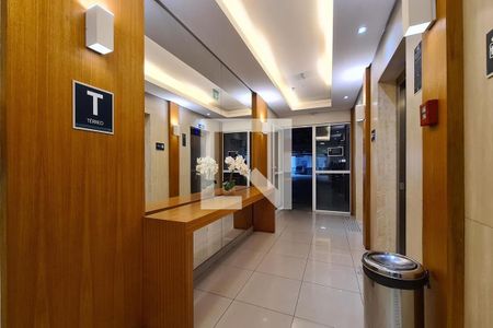 Apartamento à venda com 80m², 2 quartos e 1 vaga Apartamento à venda com 80m², 2 quartos e 1 vagaHall de entrada