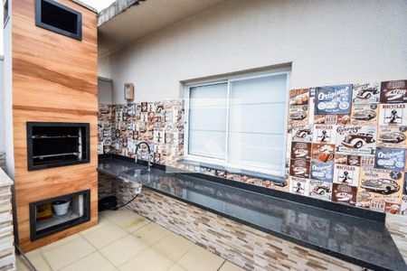 Apartamento à venda com 80m², 2 quartos e 1 vaga Apartamento à venda com 80m², 2 quartos e 1 vagaCobertura - Área Gourmet