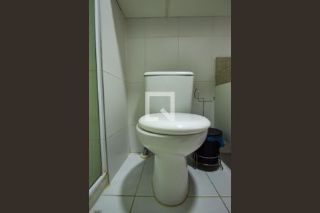 Apartamento à venda com 80m², 2 quartos e 1 vaga Apartamento à venda com 80m², 2 quartos e 1 vagaBanheiro do Quarto 2 - Suíte