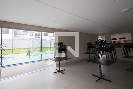 Apartamento à venda com 67m², 3 quartos e 2 vagas Apartamento à venda com 67m², 3 quartos e 2 vagasÁrea comum - Salão de festas