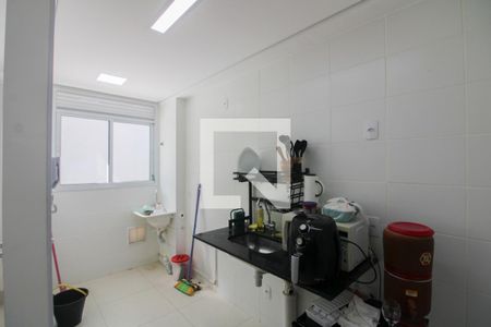 Apartamento à venda com 67m², 3 quartos e 2 vagas Apartamento à venda com 67m², 3 quartos e 2 vagasCozinha e Área de Serviço