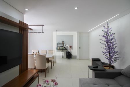 Sala de apartamento à venda com 3 quartos, 67m² em São Luiz, Belo Horizonte