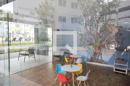 Apartamento à venda com 67m², 3 quartos e 2 vagas Apartamento à venda com 67m², 3 quartos e 2 vagasÁrea comum - Espaço kids