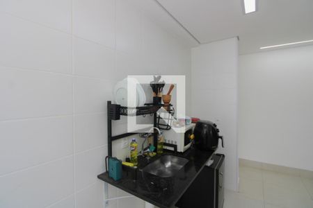 Apartamento à venda com 67m², 3 quartos e 2 vagas Apartamento à venda com 67m², 3 quartos e 2 vagasCozinha e Área de Serviço