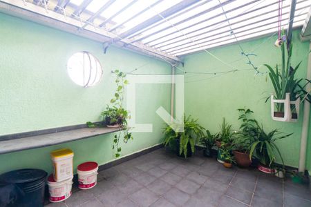 Casa à venda com 145m², 3 quartos e 2 vagas Casa à venda com 145m², 3 quartos e 2 vagasÁrea de Serviço