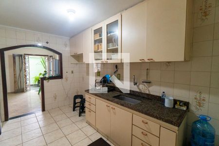 Casa à venda com 145m², 3 quartos e 2 vagas Casa à venda com 145m², 3 quartos e 2 vagasCozinha