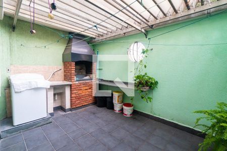 Casa à venda com 145m², 3 quartos e 2 vagas Casa à venda com 145m², 3 quartos e 2 vagasÁrea de Serviço