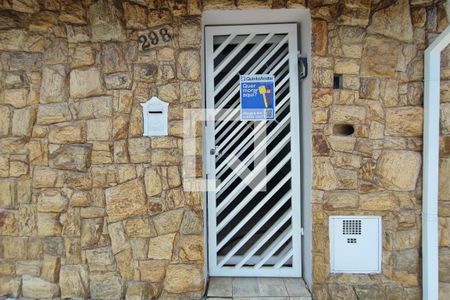 Casa à venda com 58m², 3 quartos e 3 vagas Casa à venda com 58m², 3 quartos e 3 vagasPlaca