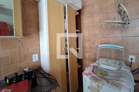 Casa à venda com 58m², 3 quartos e 3 vagas Casa à venda com 58m², 3 quartos e 3 vagasÁrea de Serviço