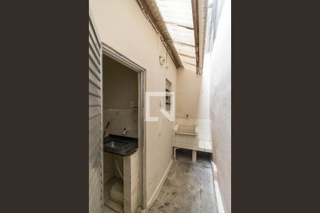 Área de Serviço de casa para alugar com 2 quartos, 60m² em Irajá, Rio de Janeiro