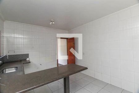 Casa à venda com 220m², 3 quartos e 2 vagasCozinha