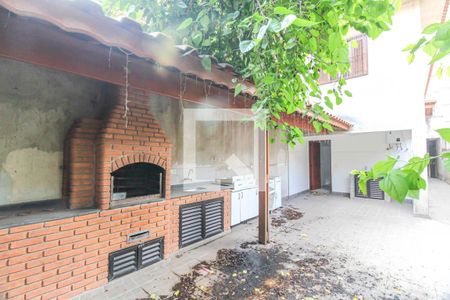 Casa à venda com 220m², 3 quartos e 2 vagasÁrea Gourmet