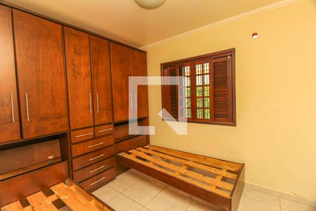 Casa à venda com 220m², 3 quartos e 2 vagasQuarto 2