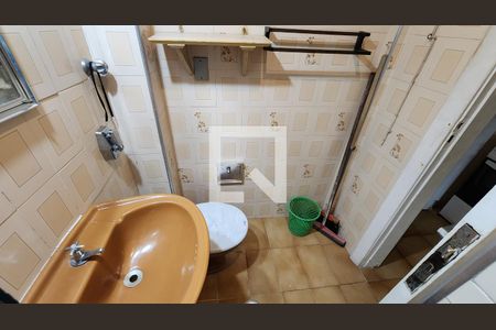 Studio para alugar com 36m², 1 quarto e sem vaga Studio para alugar com 36m², 1 quarto e sem vagaBanheiro