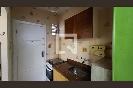 Cozinha de kitnet/studio para alugar com 1 quarto, 36m² em Boqueirão, Santos