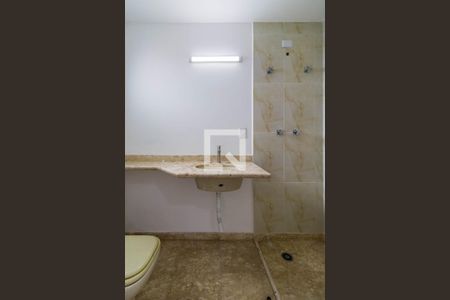 Apartamento para alugar com 236m², 4 quartos e 4 vagasBanheiro do Quarto 1