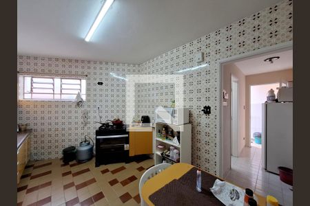 Casa à venda com 250m², 4 quartos e 3 vagas Casa à venda com 250m², 4 quartos e 3 vagasCozinha