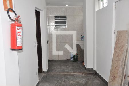 Casa para alugar com 70m², 2 quartos e sem vaga Casa para alugar com 70m², 2 quartos e sem vagaDetalhe - Área de Serviço e Quintal