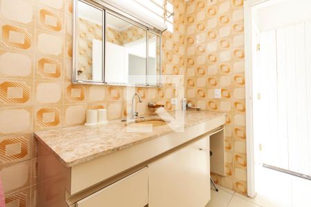 Casa para alugar com 196m², 4 quartos e 4 vagasEdícula 2/ Banheiro