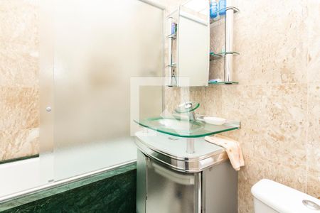 Casa para alugar com 196m², 4 quartos e 4 vagasBanheiro