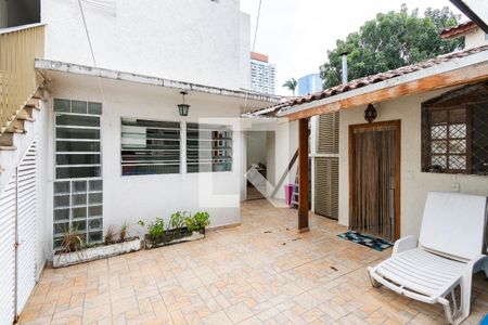 Casa para alugar com 196m², 4 quartos e 4 vagasQuintal