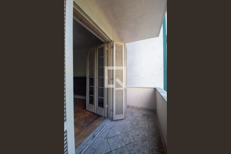 Apartamento à venda com 138m², 3 quartos e 1 vaga Apartamento à venda com 138m², 3 quartos e 1 vagaSacada Quarto 2
